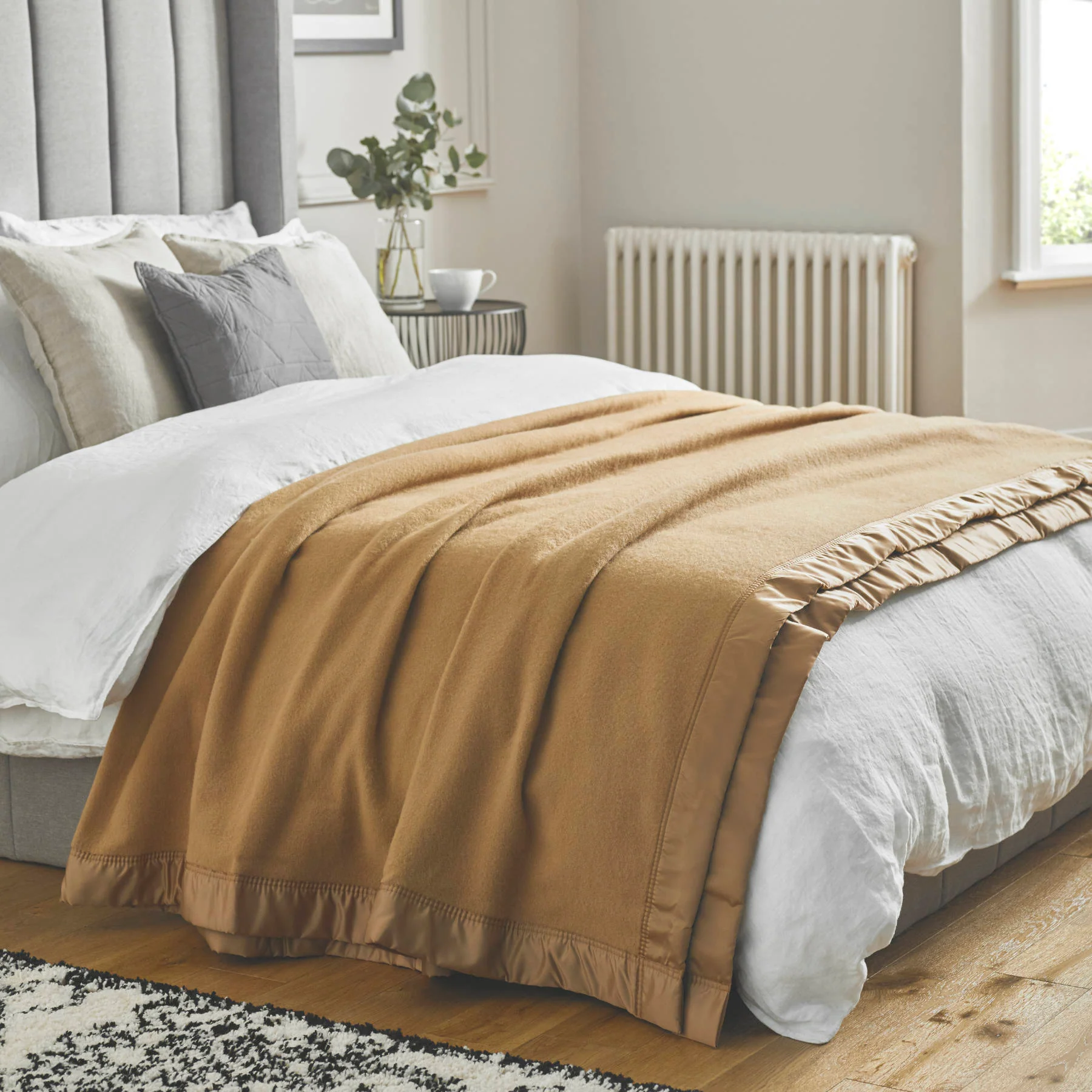 Woods Pure Merino Wool Luxury Blanket - Image 4