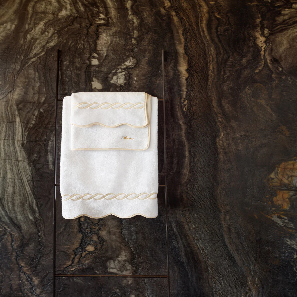 Tre Righe Towels by Pratesi - Image 6